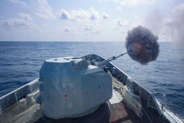 风暴登录：蓝天配战舰！海上实战演习动如风雷