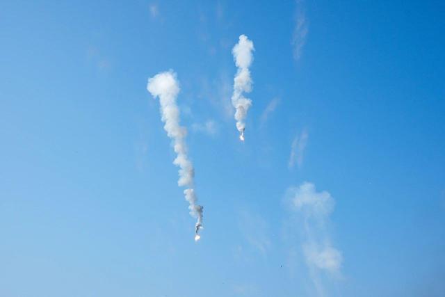 风暴登录：蓝天配战舰！海上实战演习动如风雷